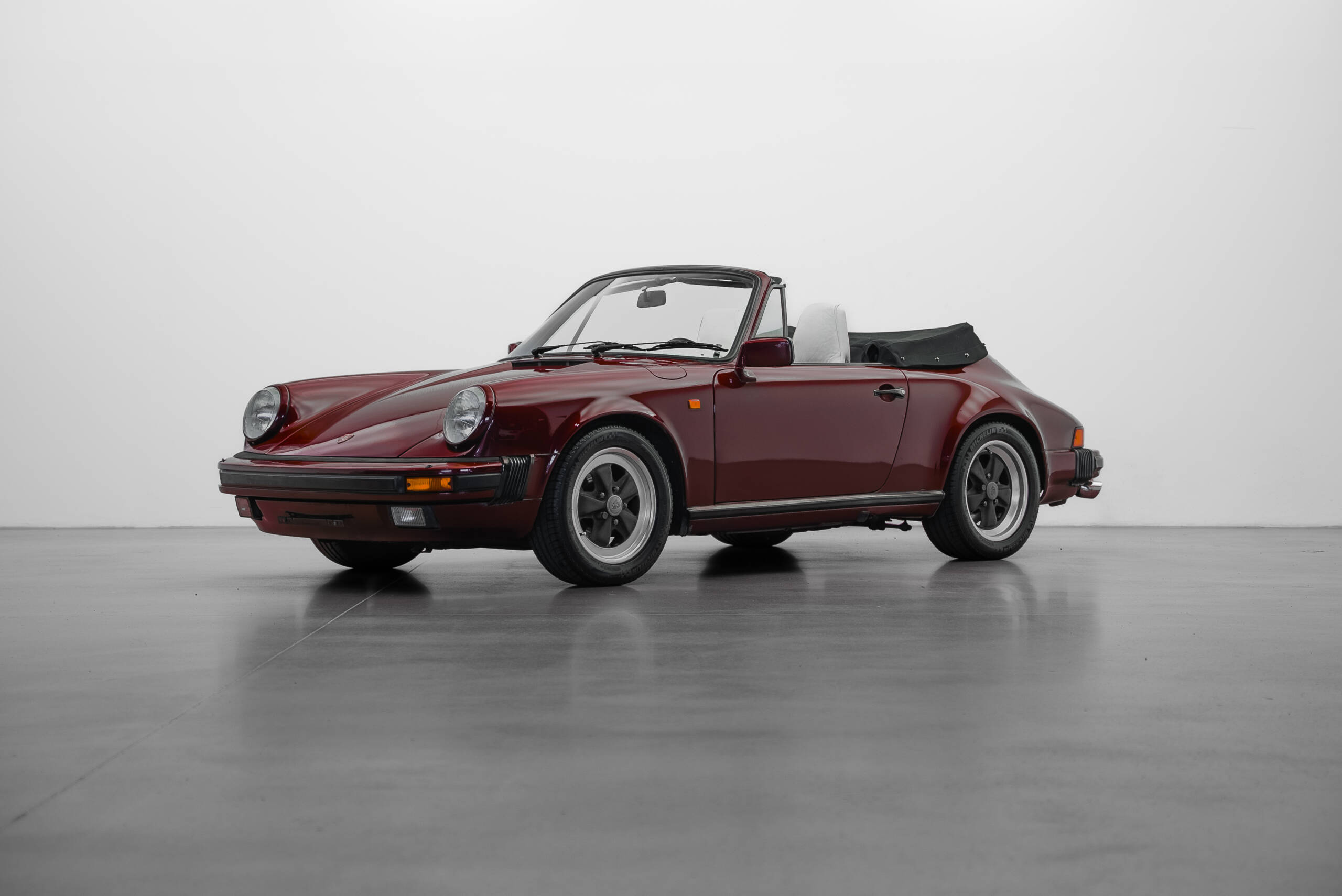 Porsche 911 Carrera Cab image