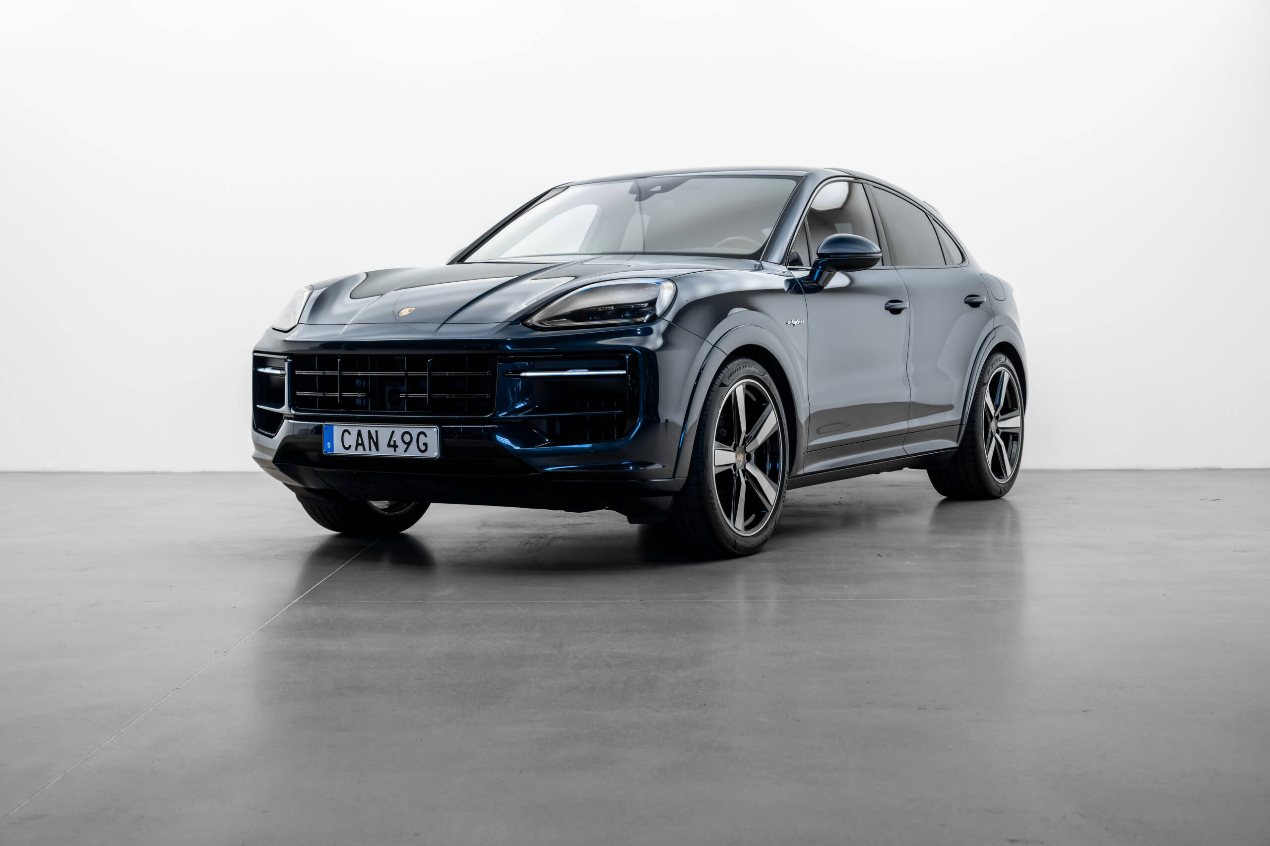 Porsche Cayenne Coupé E-Hybrid image